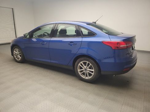 Used 2018 Ford Focus SE w/ Cold Weather Package FWD image 3