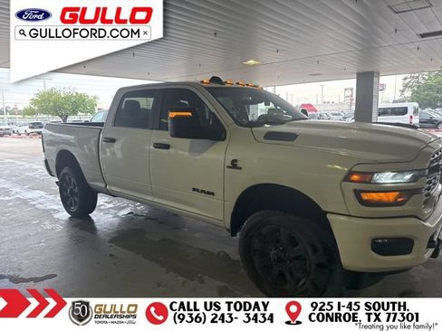 Used 2025 RAM 2500 Lone Star AWD/4WD image 2