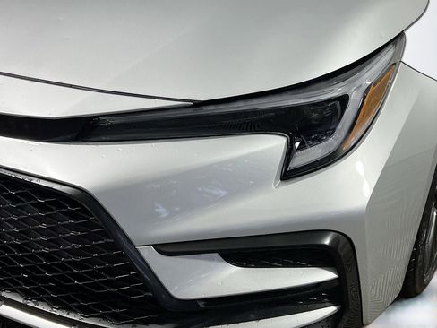 Used 2025 Toyota Corolla SE image 12