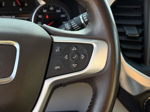 Used 2018 GMC Acadia SLT FWD image 20