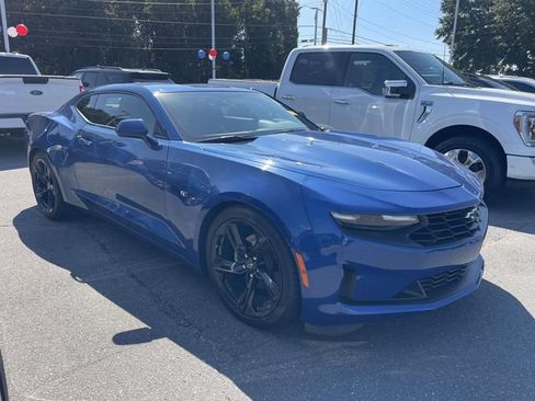 Used 2020 Chevrolet Camaro LT RWD image 1