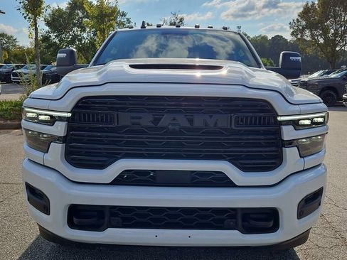 New 2026 RAM 2500 Laramie AWD/4WD image 2