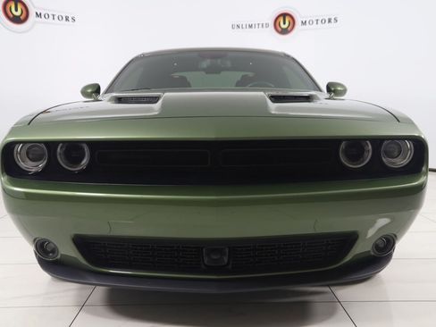 Used 2023 Dodge Challenger SXT w/ Plus Package RWD image 61