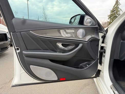 Used 2019 Mercedes-Benz E 63 AMG S image 9