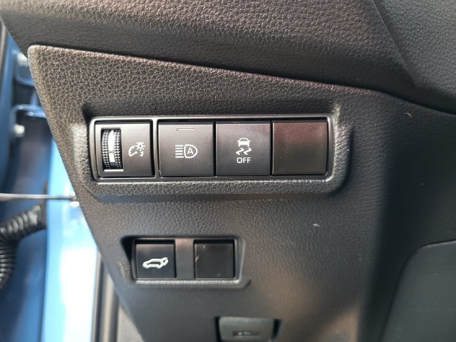 Used 2026 Toyota Corolla Cross XLE w/ Convenience Package AWD/4WD image 20