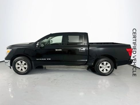 Certified 2018 Nissan Titan SV w/ SV Convenience Package RWD image 5