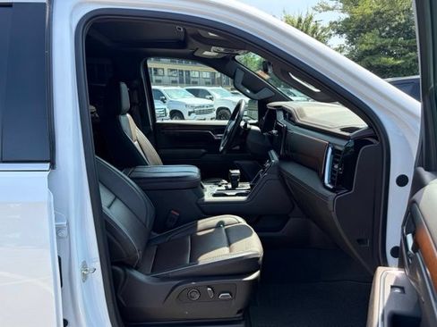Used 2024 GMC Sierra 1500 Denali w/ Denali Reserve Package AWD/4WD image 27
