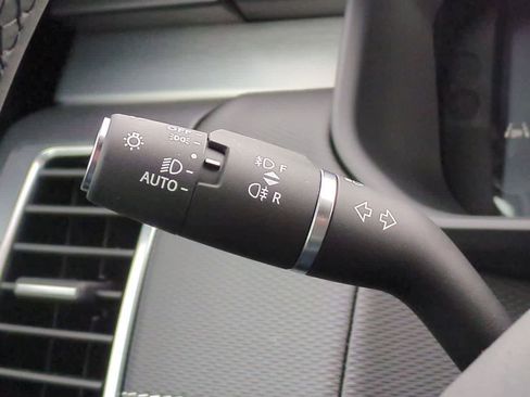 New 2026 Land Rover Discovery Limited Edition image 28