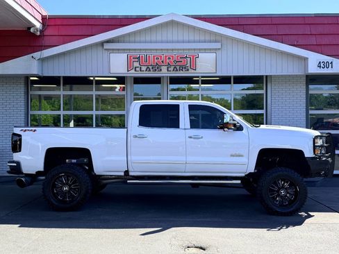 Used 2016 Chevrolet Silverado 2500 High Country w/ Duramax Plus Package AWD/4WD image 47