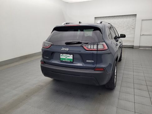 Used 2019 Jeep Cherokee Latitude w/ Popular Appearance Group image 7