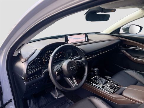 Used 2025 MAZDA CX-30 2.5 Turbo w/ Premium Plus Pkg image 9