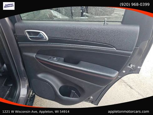 Used 2018 Jeep Grand Cherokee Trailhawk w/ Trailhawk Luxury Group image 30