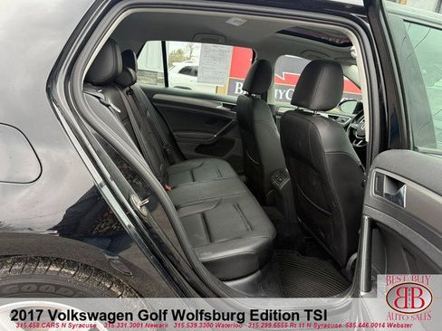Used 2017 Volkswagen Golf SE image 13