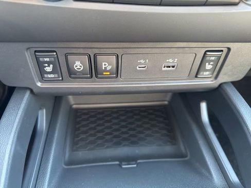 New 2026 Nissan Frontier SV w/ All-Weather Content Package image 21