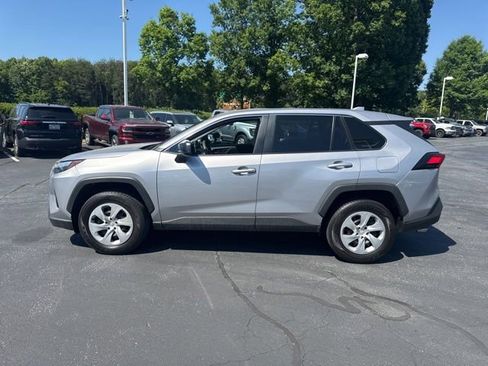 Used 2024 Toyota RAV4 LE AWD/4WD image 8