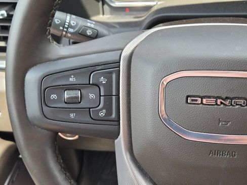 Used 2025 GMC Sierra 2500 Denali AWD/4WD image 46