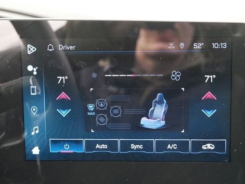 Used 2024 Chevrolet Corvette Stingray w/ Z51 Performance Package image 20