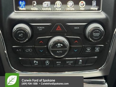 Used 2017 Jeep Grand Cherokee Trailhawk w/ Trailhawk Luxury Group AWD/4WD image 30