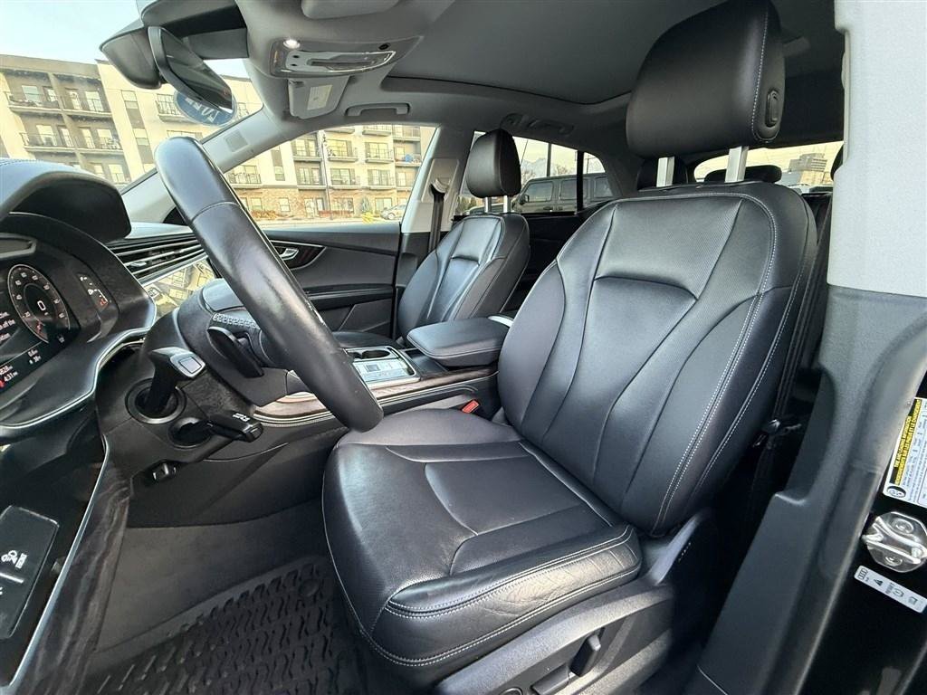 Used 2022 Audi Q8 Prestige w/ Prestige Package AWD/4WD image 20