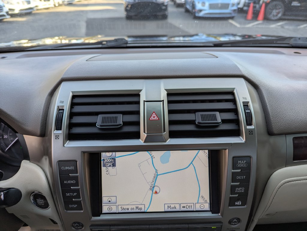 Used 2011 Lexus GX 460 AWD/4WD image 22