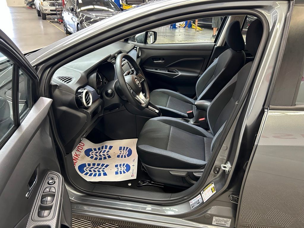 Used 2024 Nissan Versa SV FWD image 19