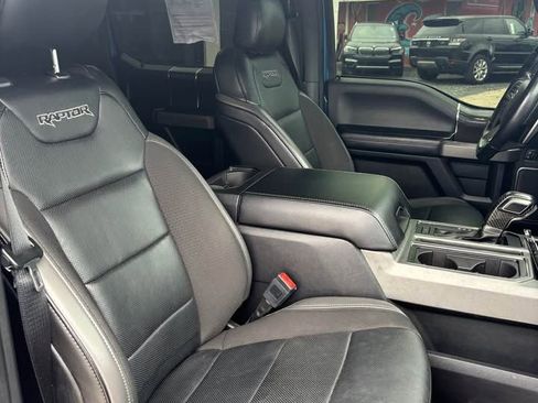 Used 2019 Ford F150 Raptor w/ Equipment Group 802A Luxury image 9