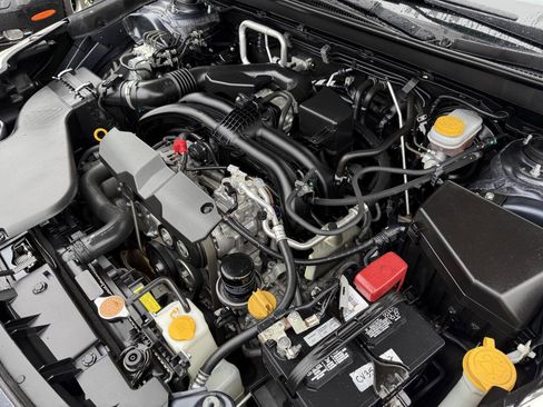 Used 2017 Subaru Outback 2.5i Premium image 12