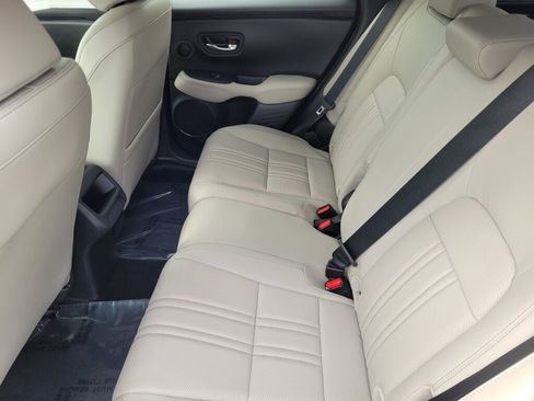 Certified 2025 Honda HR-V EX-L image 17
