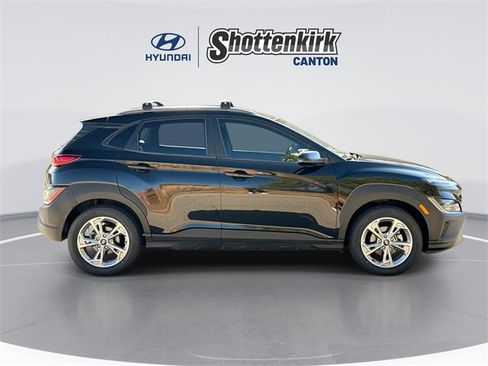 Used 2023 Hyundai Kona SEL image 9