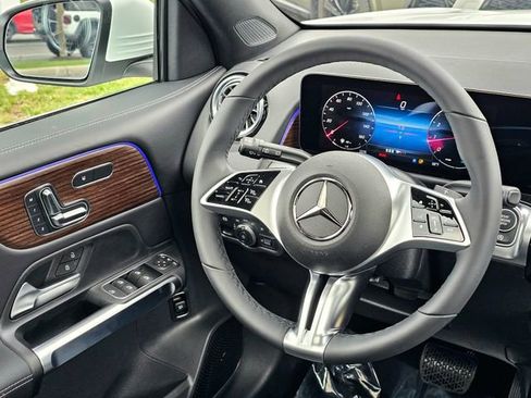 New 2026 Mercedes-Benz GLB 250 4MATIC image 26
