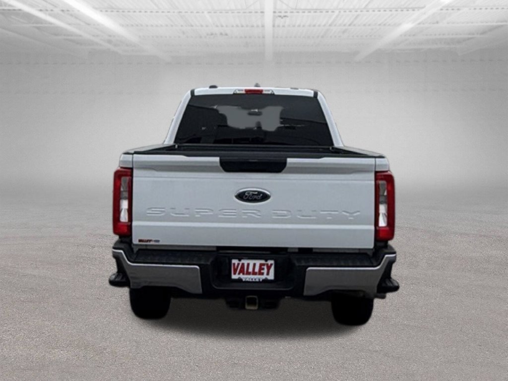 Used 2023 Ford F250 XLT AWD/4WD image 12
