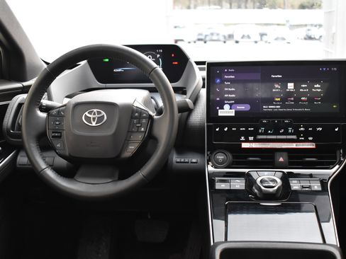 Used 2024 Toyota bZ4X Limited w/ Weather Package image 30