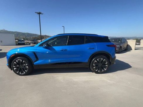 Used 2025 Chevrolet Blazer EV RS AWD/4WD image 5