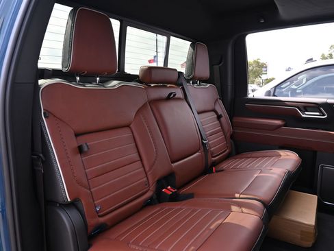 New 2026 GMC Sierra 3500 Denali Ultimate AWD/4WD image 23