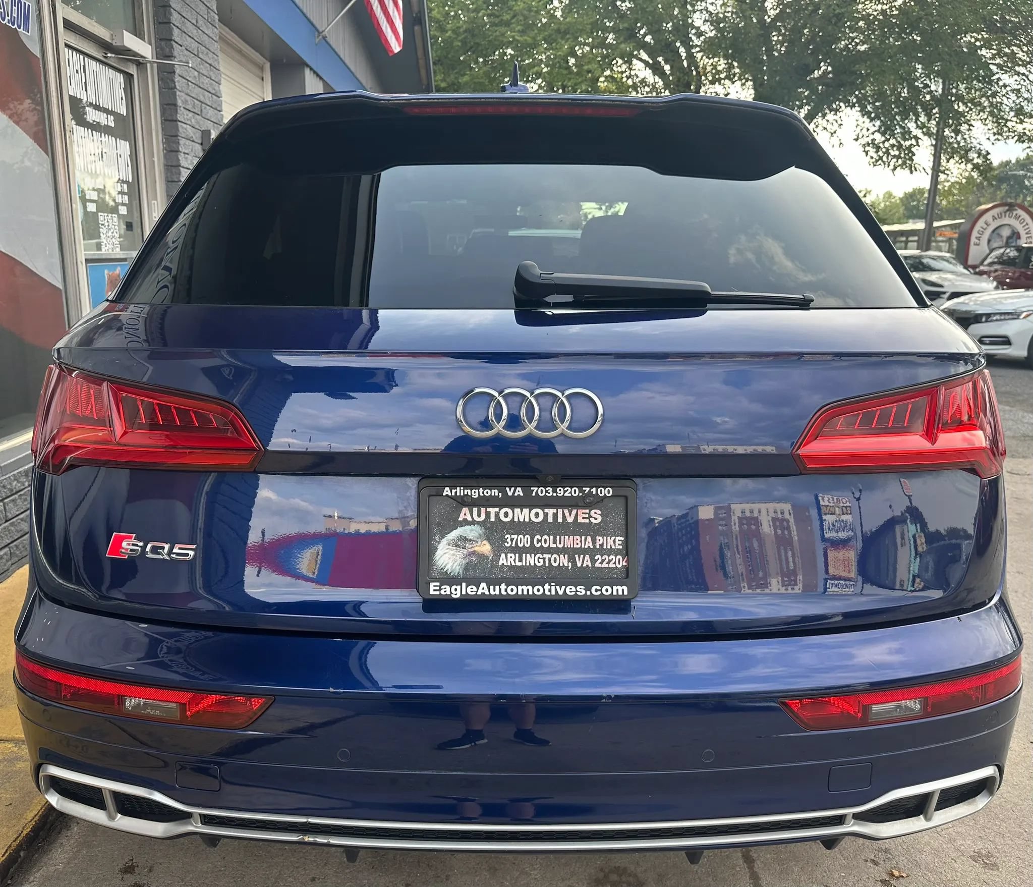 Used 2018 Audi SQ5 Premium Plus w/ Navigation Package AWD/4WD image 4