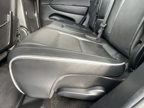 Used 2013 Jeep Grand Cherokee Overland image 30