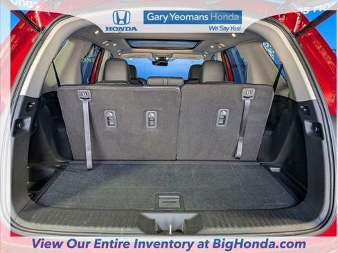Used 2025 Honda Pilot Touring image 15