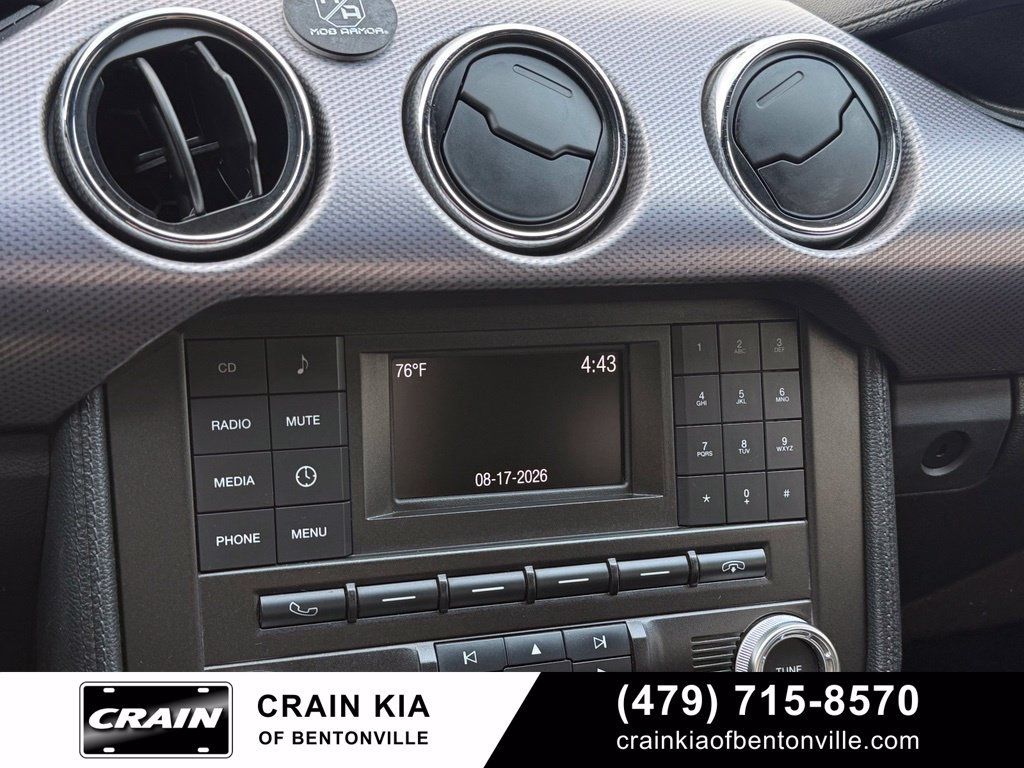 Used 2017 Ford Mustang Coupe RWD image 15