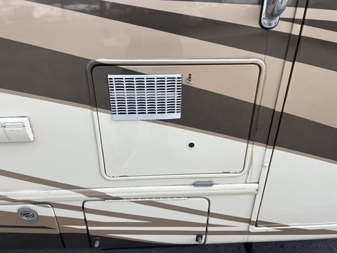 Used 2017 Ford E-450 and Econoline 450 Super Duty w/ Motorhome Prep Package RWD image 57