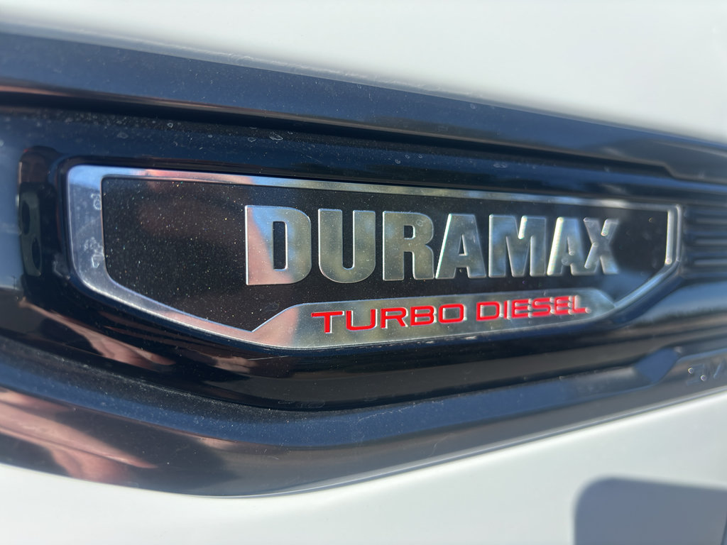 Used 2023 GMC Sierra 1500 AT4 AWD/4WD image 8