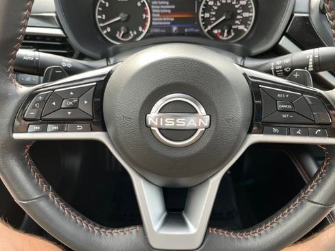 Used 2024 Nissan Altima 2.5 SR w/ SR Premium Package image 23