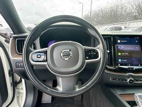 Used 2022 Volvo XC60 B5 Inscription w/ Advanced Package image 12
