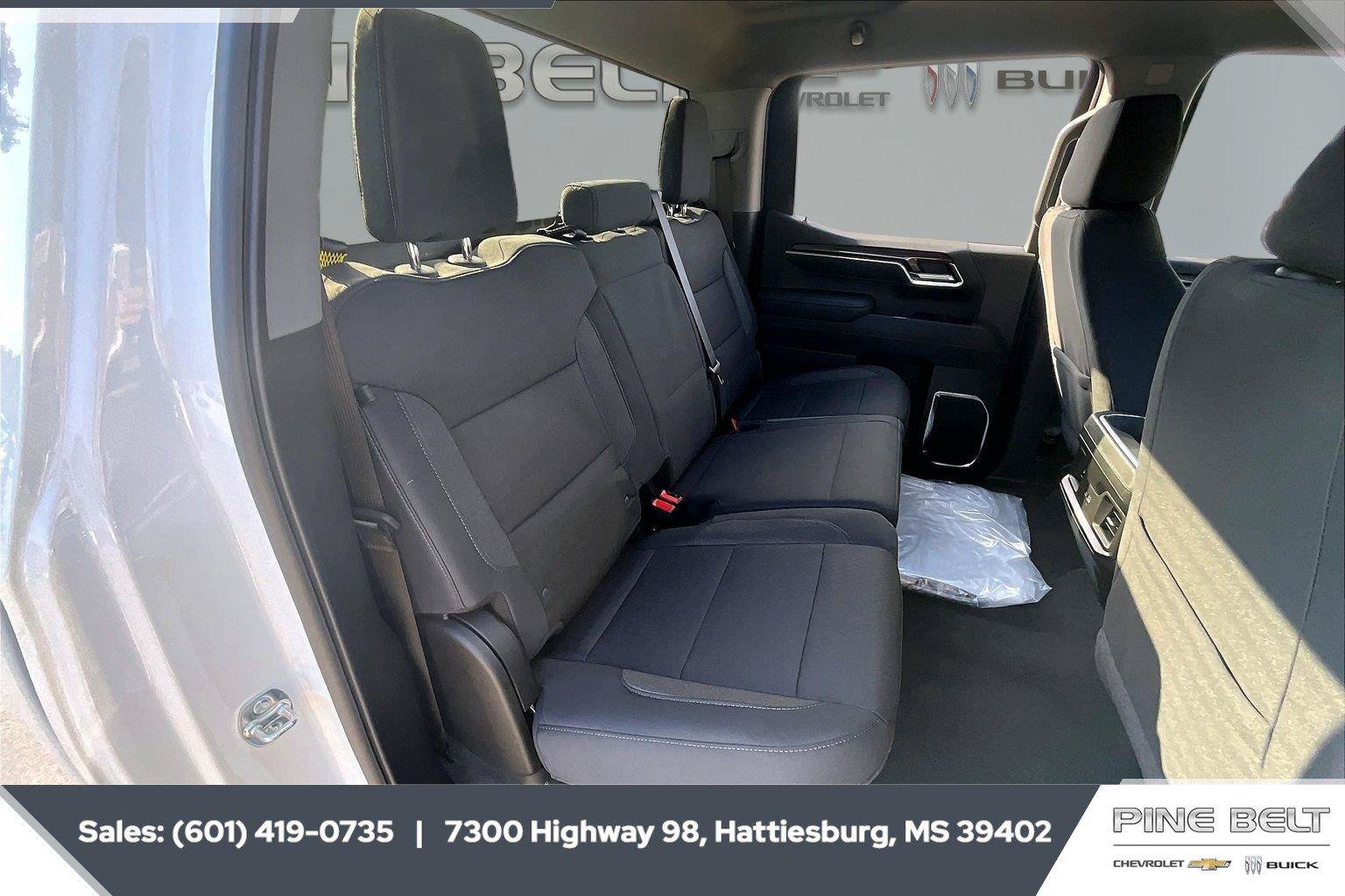 New 2026 Chevrolet Silverado 1500 RST w/ Z71 Off-Road Package AWD/4WD image 21