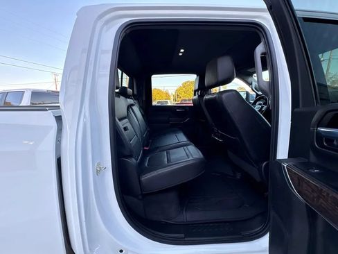 Used 2020 GMC Sierra 2500 Denali w/ Technology Package AWD/4WD image 11