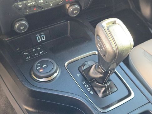 Used 2020 Ford Ranger Lariat w/ Equipment Group 501A Mid image 26