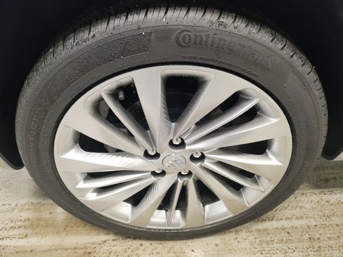 New 2026 Buick Envision Avenir image 3