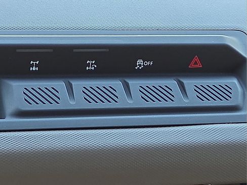 Certified 2024 Ford Bronco Big Bend image 22