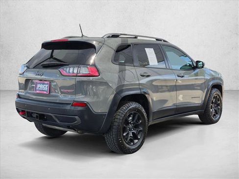 Used 2019 Jeep Cherokee Trailhawk AWD/4WD image 5