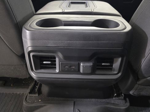 Used 2022 Chevrolet Silverado 1500 RST image 12