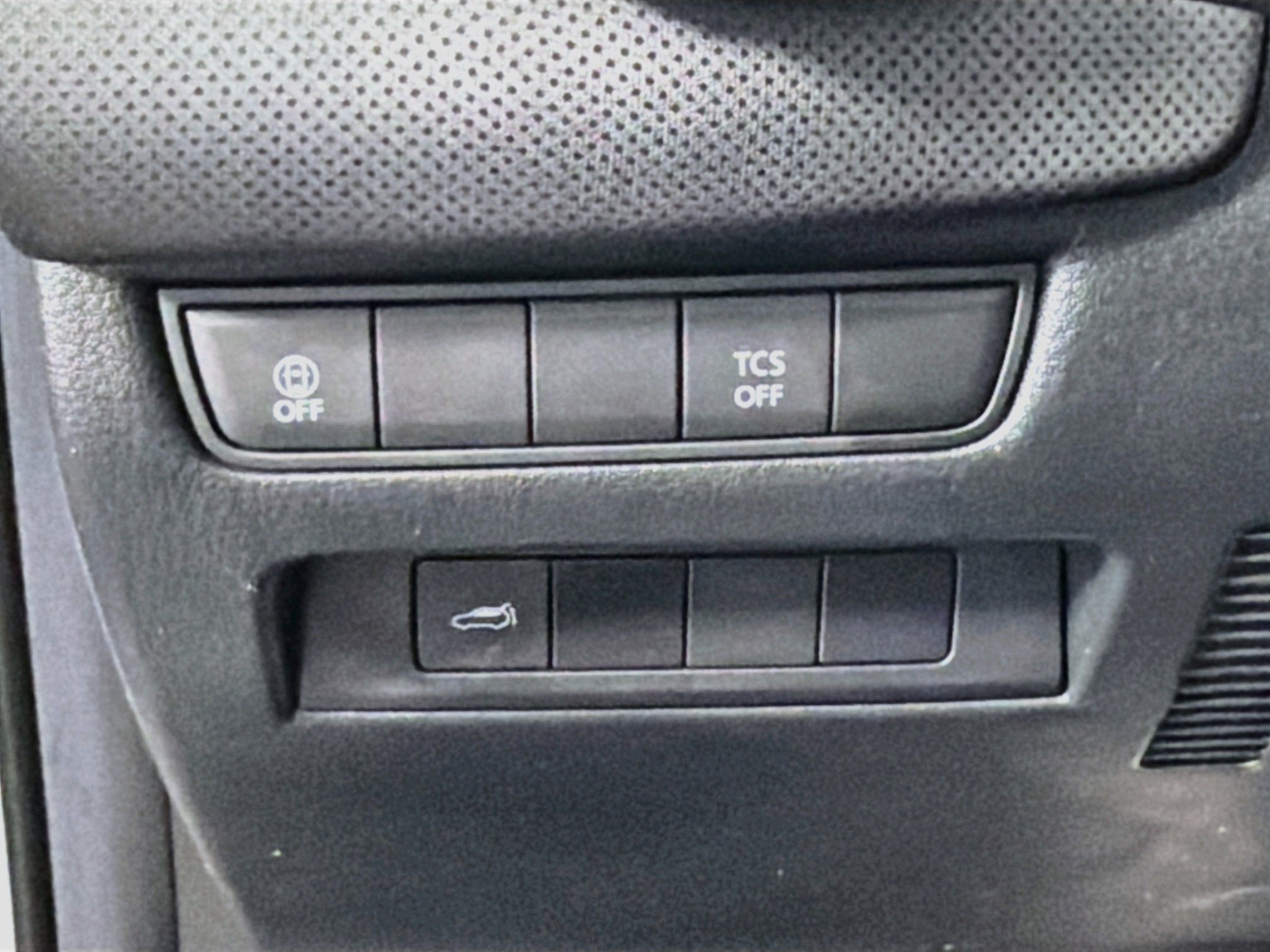 Used 2025 MAZDA CX-50 AWD 2.5 S w/ Preferred Package image 17